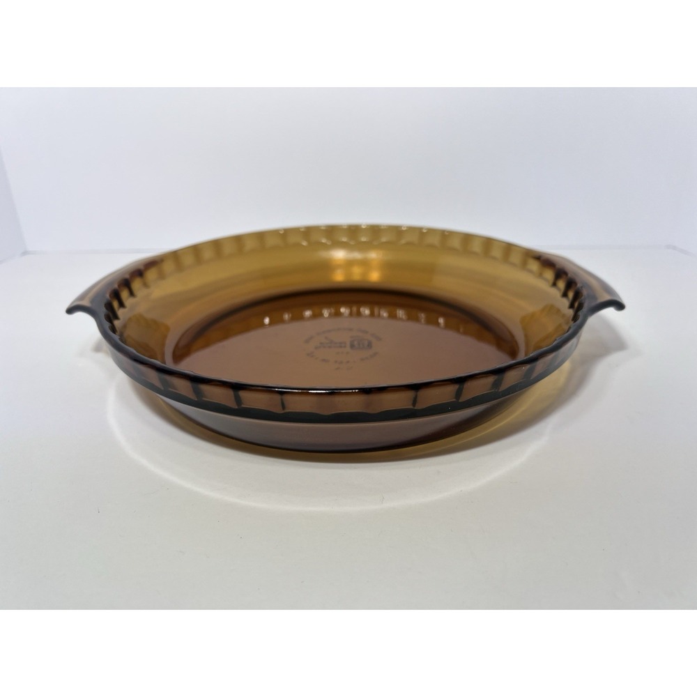 Baking dish / fluted pie‎ plate Anchor Hocking 10" Amber Glass 1.5 Quart. VTG